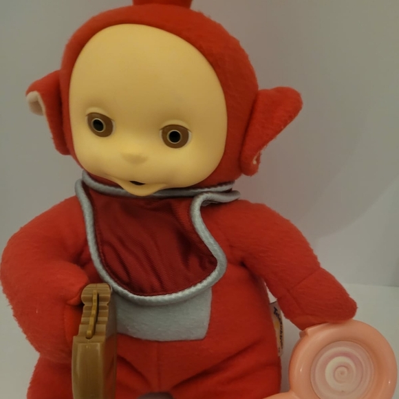 1999 Teletubbies Po 13" Plush Stuffed Animal Toy - Picture 2 of 6